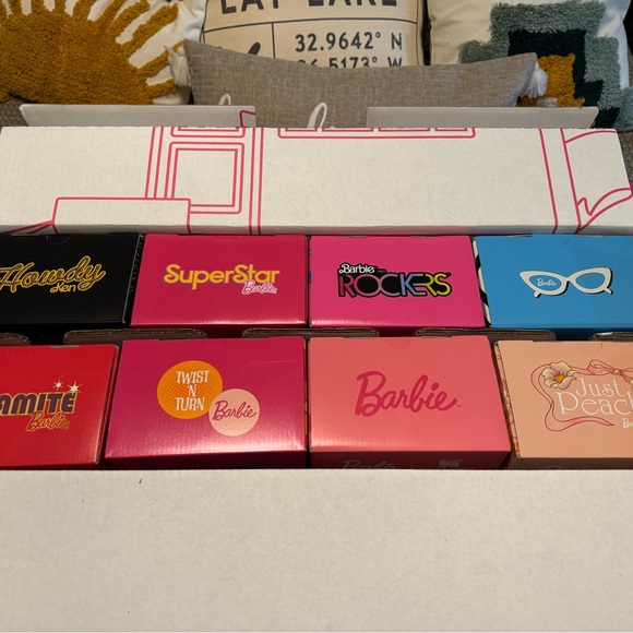 Stanley Barbie Complete Set - Picture 11 of 11